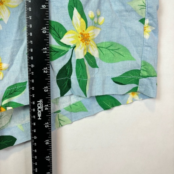 NWT Old Navy Floral Everyday Women's Shorts - Picture 8 of 8